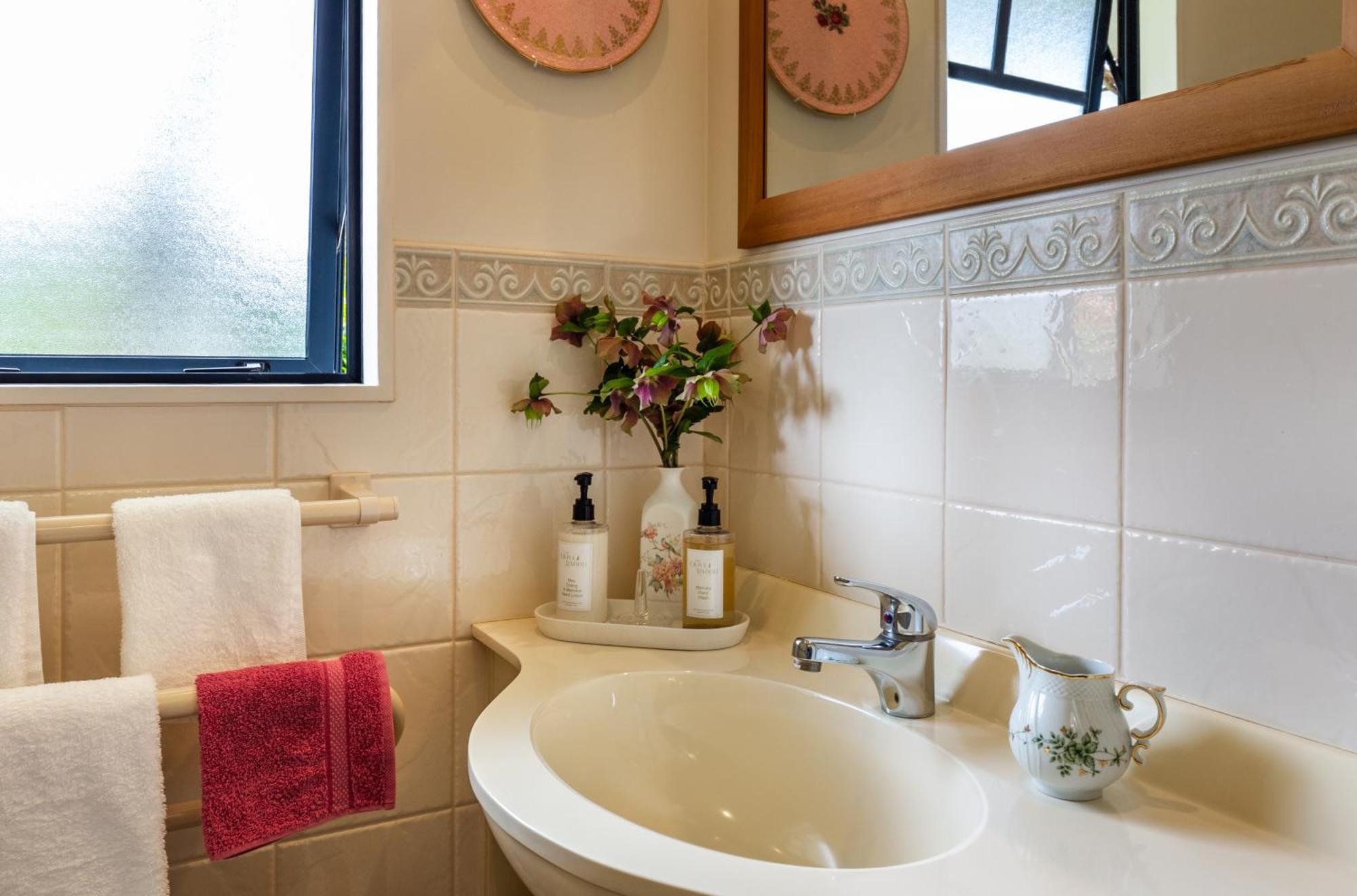 Olive Rabbit - Boutique Bed & Breakfast Turangi Exteriér fotografie