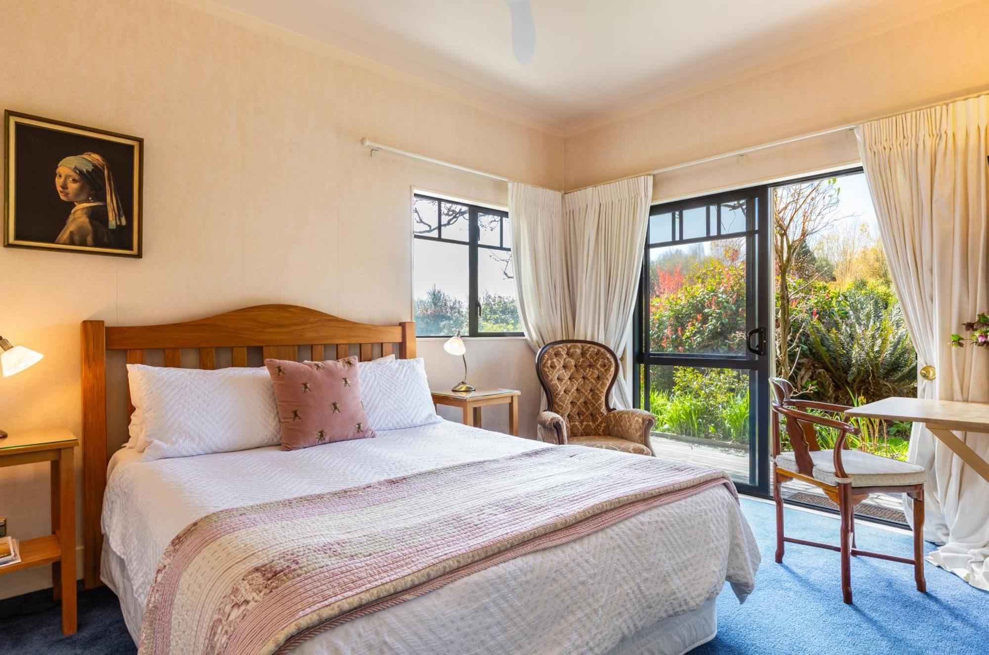 Olive Rabbit - Boutique Bed & Breakfast Turangi Exteriér fotografie